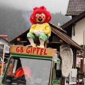 Pumuckl beim Faschingszug in Garmisch Partenkirchen